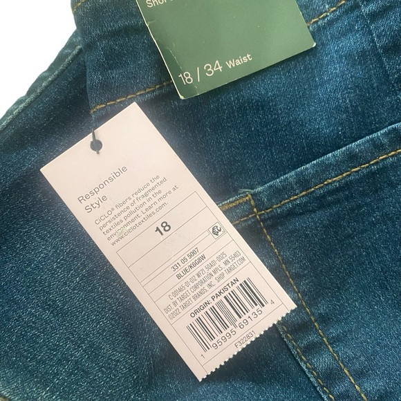 WILD FABLE Jean Shorts "Highest Rise Shorts" Responsible Style NWT Size 18 - Picture 4 of 10